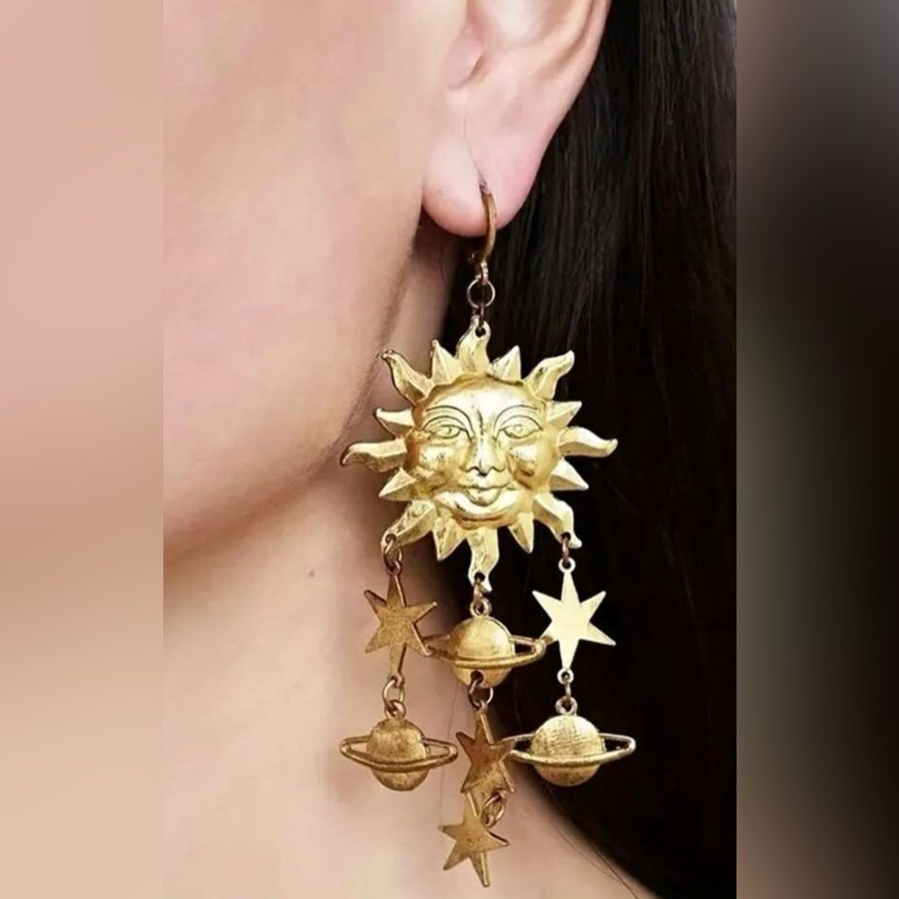 Anthropologie Gold Sun & Planet Drop Earrings